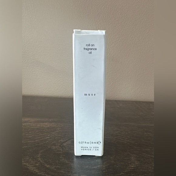 New Riddle Oil Muse - Picture 5 of 7